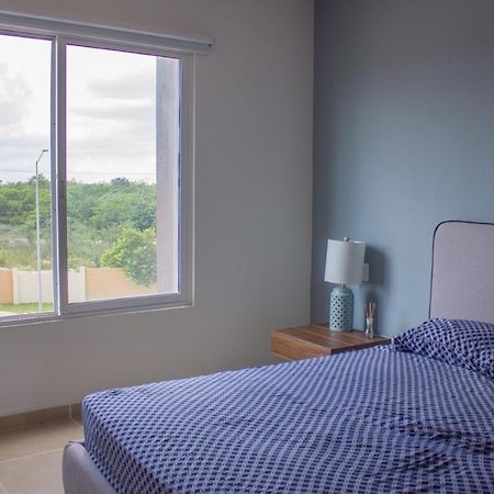 Departamento En Cancun Con 7 Albercas Tipo Playa Y Laguna エクステリア 写真