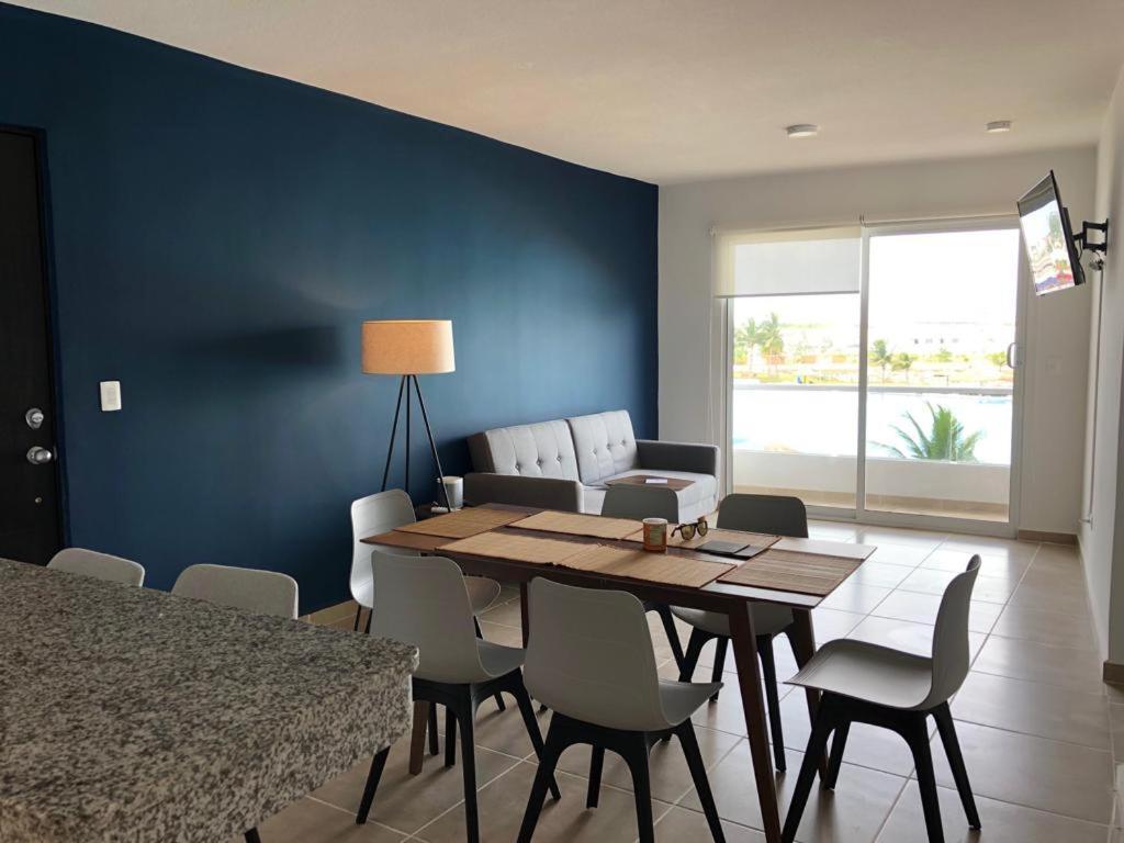 Departamento En Cancun Con 7 Albercas Tipo Playa Y Laguna エクステリア 写真